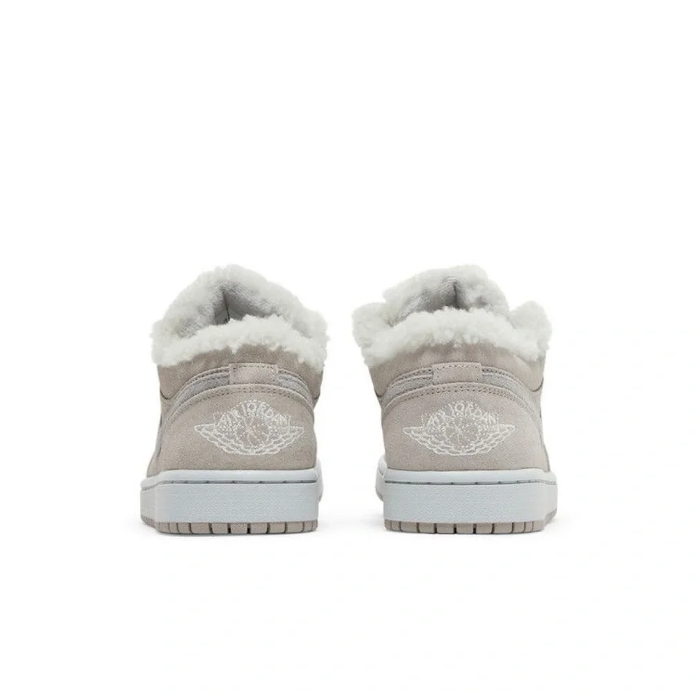 Women’s Air Jordan 1 Low SE Sherpa Fleece - Picture 10 of 11